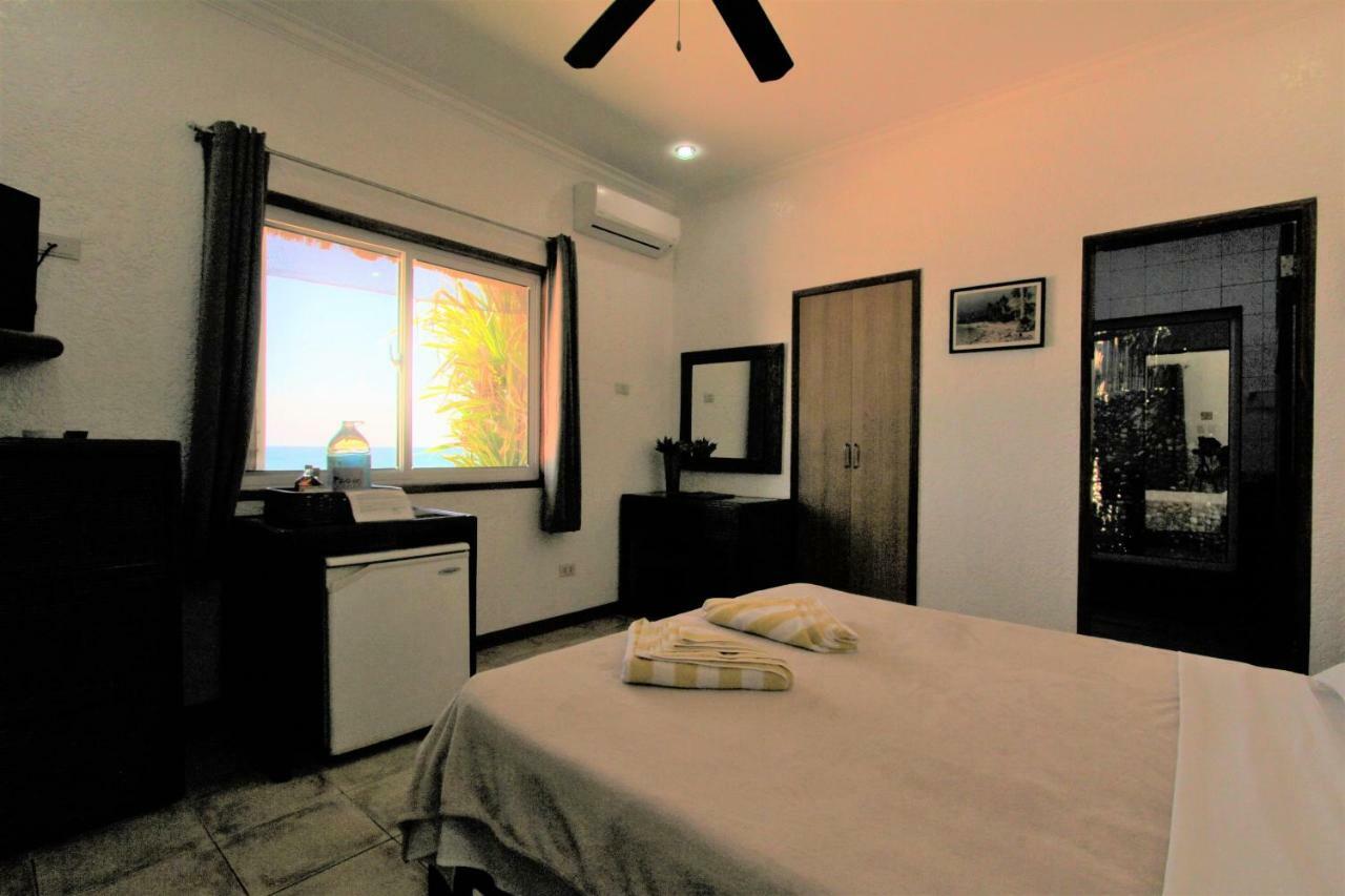 Thalatta Resort Zamboanguita  Екстериор снимка