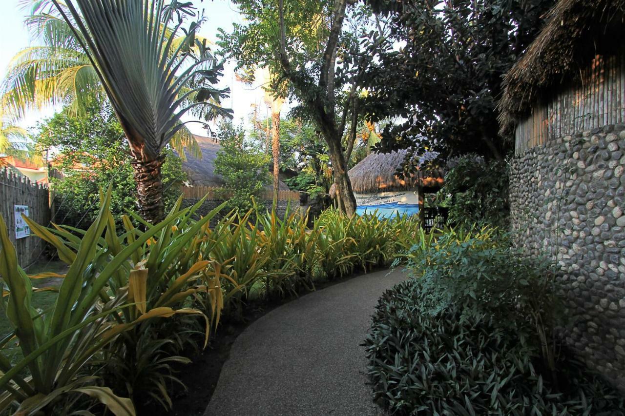 Thalatta Resort Zamboanguita  Екстериор снимка