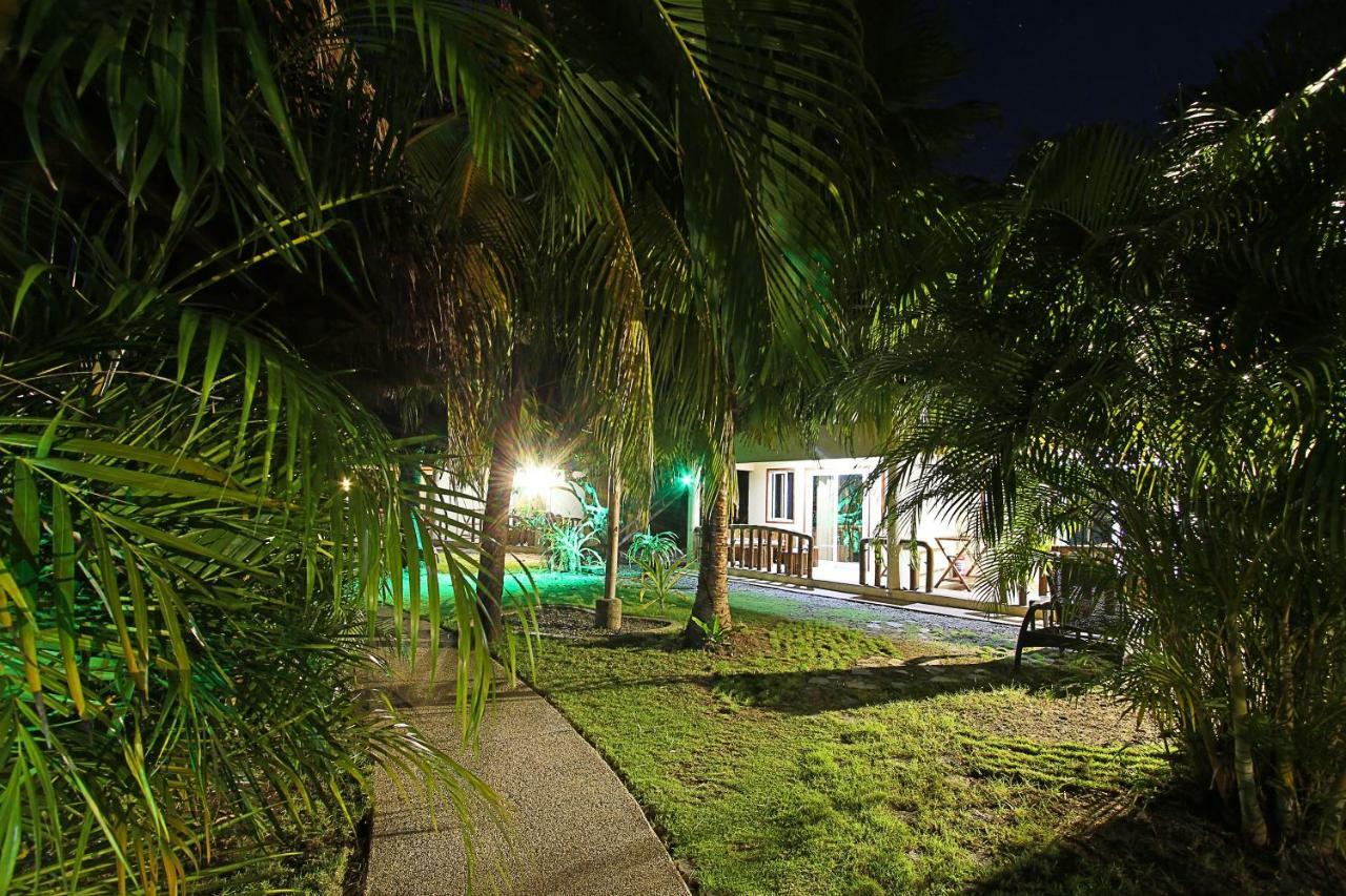 Thalatta Resort Zamboanguita  Екстериор снимка